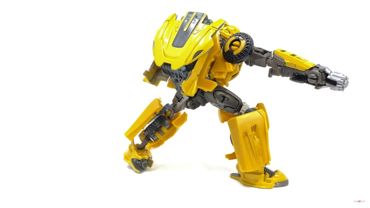 B-127 イエロー ロボットフィギュア Studio Series B-127 Bumblebee Unmasked Variant Revealed In